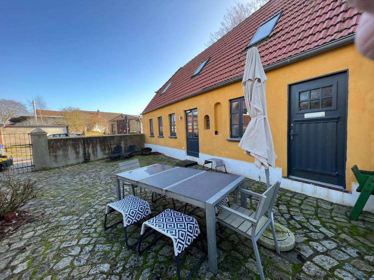 Historisches Pastorat - Villa Luka Fehmarn Esterno foto